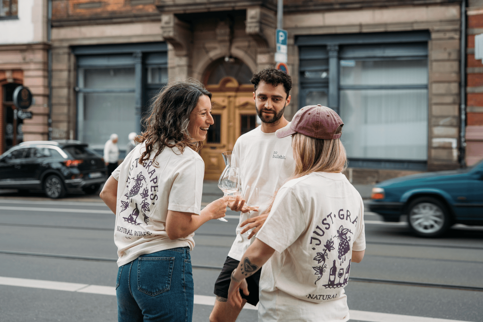 Just Grapes Vintage Edition T-Shirt - JustGrapes - 